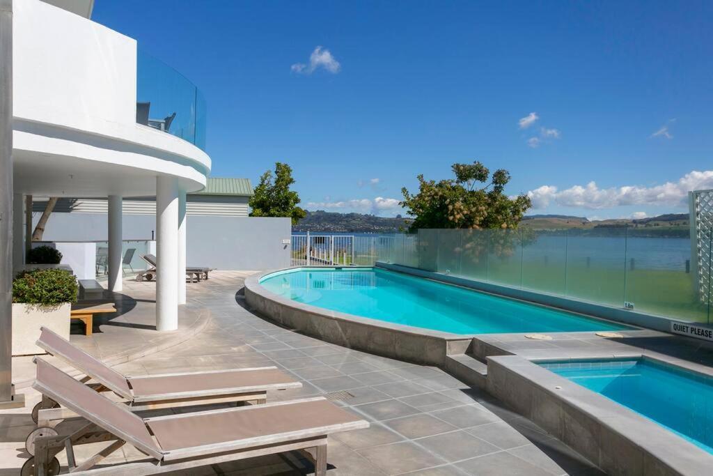Waimahana - Luxury By The Lake Taupo Exterior photo